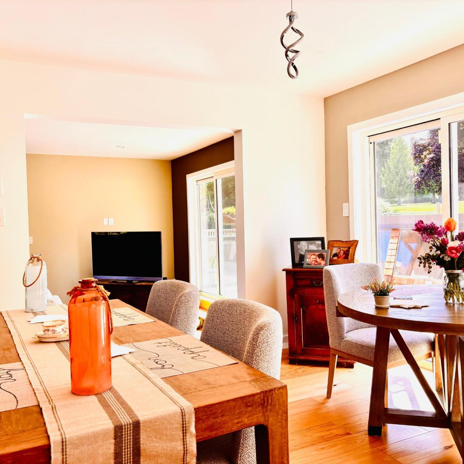 Oceanside Manor - Golf Course View Bed & Breakfast Qualicum Beach Ngoại thất bức ảnh